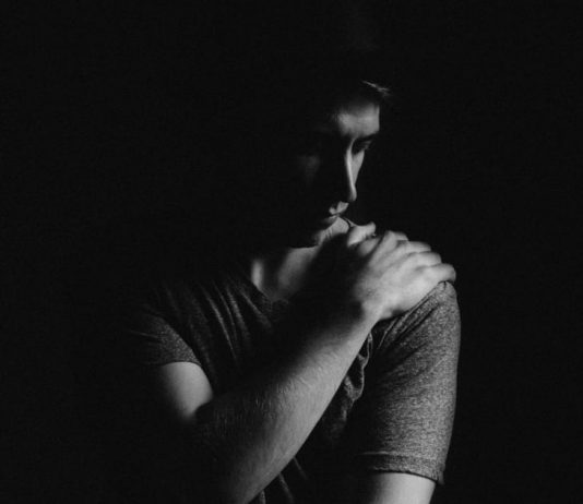 Here’s How Natural Oil Can Help In Reducing Arthritis Pain Joint Pain