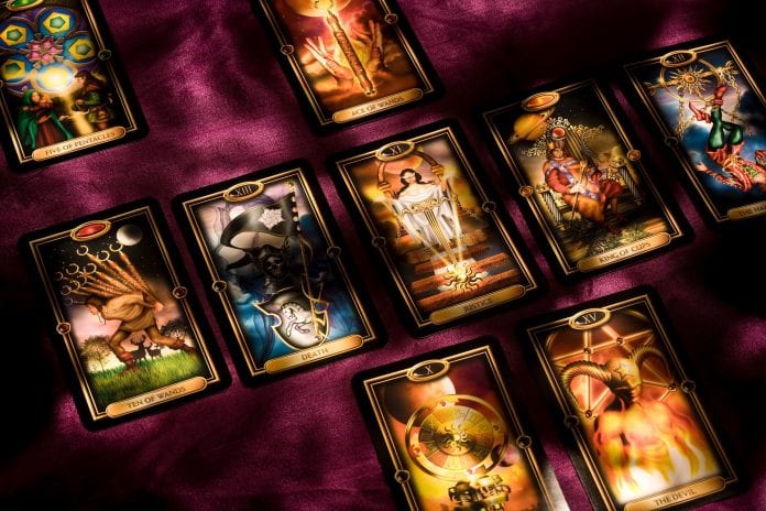 Canva Royality free TAROT