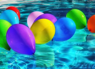 Keep Your Feet Up This Summer with a Robotic Pool Cleaner