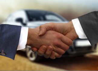 Should Your Business Buy or Lease Its Vehicles?