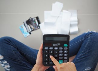 5 Ways To Help Manage Your Personal Debt