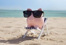 5 Ways In Which You Can Avoid Financial Mishaps On Holiday