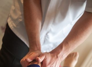 Chiropractic Care and Whiplash: How Your Chiropractor Identifies, Diagnoses and Treats a Whiplash Injury?