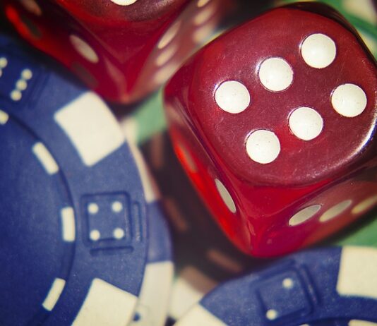 Developing your online poker skills: do you need to visit a live poker room first?