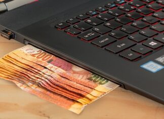 Why Should You Prefer Using E-Banking?