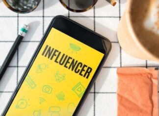 Niche or Wide Appeal: Which Type of Influencer Are You? Social Media Influencer