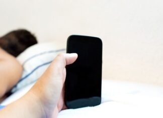 How to Track Your Boyfriend’s Phone without Him Knowing?