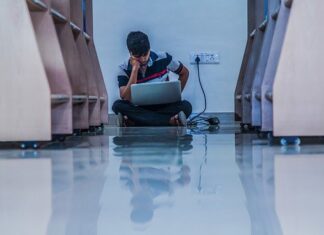 Dealing With the Dangers Of Lone Working And Minimizing Risk