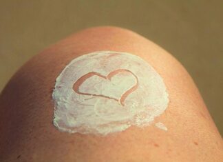 Top 5 Important Reasons You Should Always Wear Sunscreen