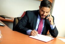 Hiring A Winding Up Lawyer In Singapore Office, Attorney, Reading, Read, Laws