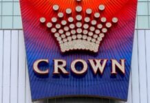 Blackstone wins bid for Crown Casinos