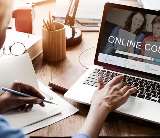 Essential Online Courses that Make Your Resume Stand Out to Recruiters