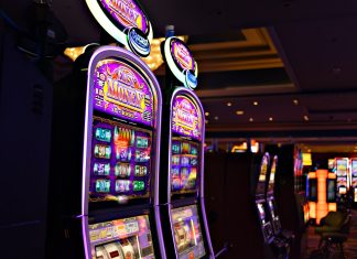 7 Tips to Make the Most out of Your Online Gambling Experience photo of game machines
