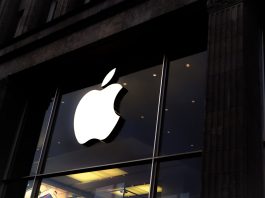 Apple’s Latest Batterygate Woes Apple Store shop front
