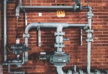 How to Choose the Plumbing Pipes for Commercial Building black and gray metal pipe