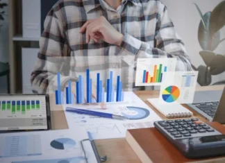 How is Technology Revolutionizing the Financial Industry?