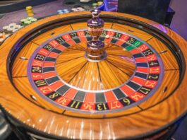 Get 25 Free Spins on Registration – No Deposit Needed! brown and green round analog clock