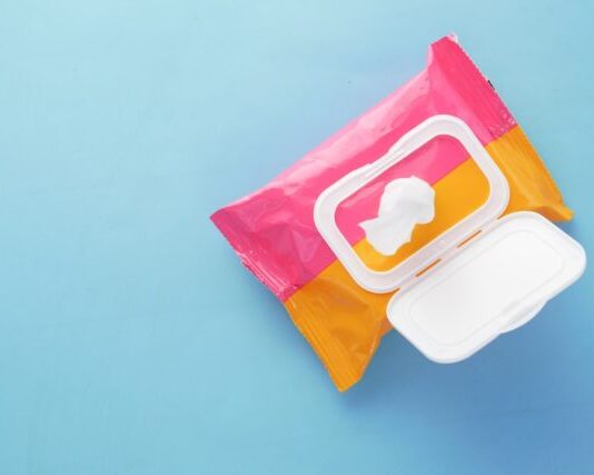 6 Occasions Where Travel Wipes Can Save the Day
