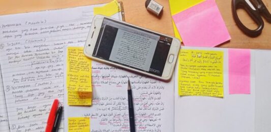 An Argument Essay About Should Cigarette Smoking Be Banished in Public Places silver iphone 6 on white paper