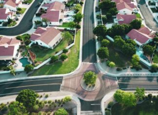 What Happened to the Real Estate Industry During and After the Pandemic: An Analysis white-and-red houses