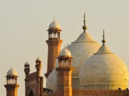 Best Places to Shop in Pakistan brown and white dome building