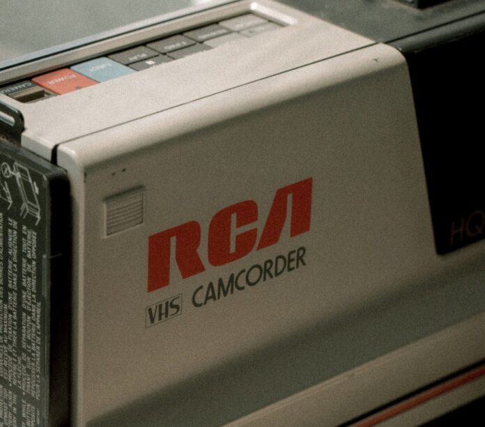 jakob-owens-E6UCNIxm9cI-unsplash (1)