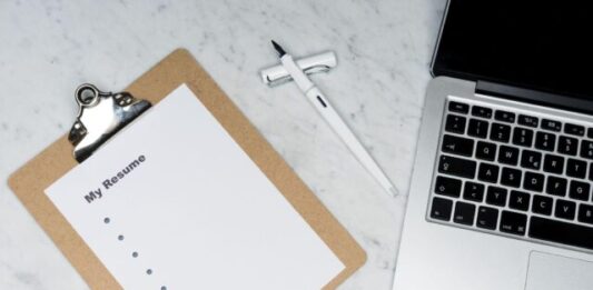 Affordable Resume Writers: How to Get Professional Help Without Breaking the Bank