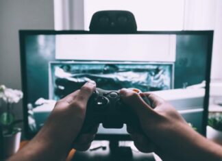 How Has the Gaming Industry Revolutionized with the Advancement of Technology?