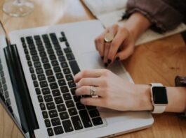 What Is The Way To Find The Satta Matka Single Jodi? person using MacBook