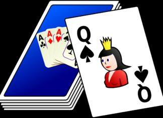 From Pastime to Digital Phenomenon: The Evolution of Online Solitaire playing, cards, deck