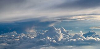 How Does Photo Editing Software Handle High-Resolution Images? clouds, nature, sky