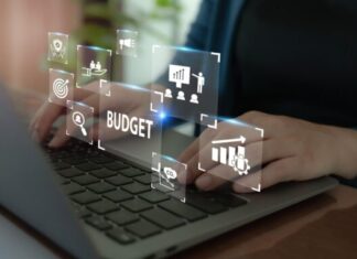 The Role of Technology in Streamlining Business Budgeting