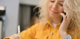 4 Ways for Older Women to Earn Extra Cash in 2024