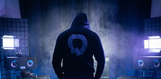 The DJs Who Stand Out in 2026 All Have One Thing in Common