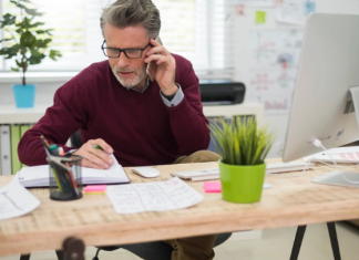 How home service contractors really lose time to admin every week