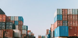 Procurement Intelligence: How Operational Teams Are Rethinking Container Storage Acquisition a large amount of containers are stacked on top of each other