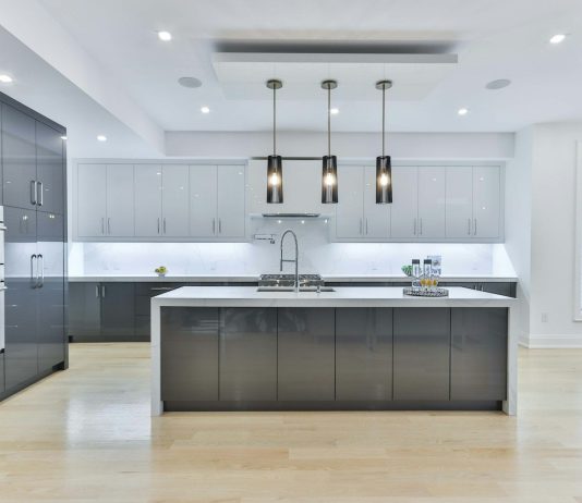 Best Kitchen Appliances for Modern Homes stainless steel kitchen sink with faucet