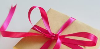 Saved by the Hamper: How to Order Premium Same-Day Gift Baskets Across London brown gift box with pink ribbon